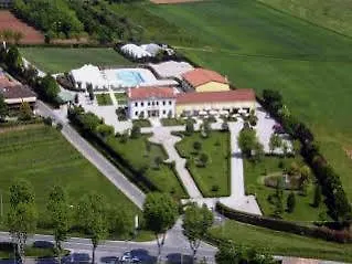 Serena Country house